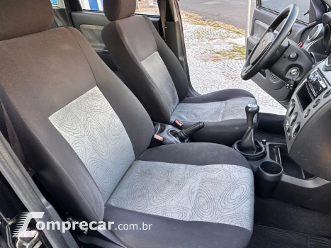 FIESTA 1.6 MPI Sedan 8V