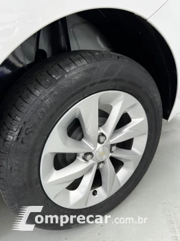 ONIX SEDAN Plus LT 1.0 12V Flex 4p Mec.