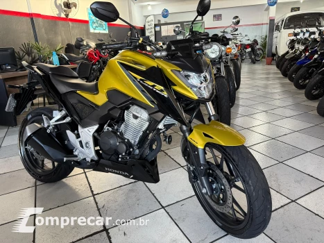 HONDA CB 300F TWISTER