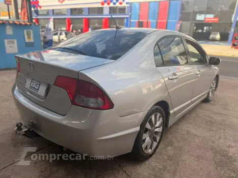 Civic Sed. LXL/ LXL SE 1.8 Flex 16V Aut.