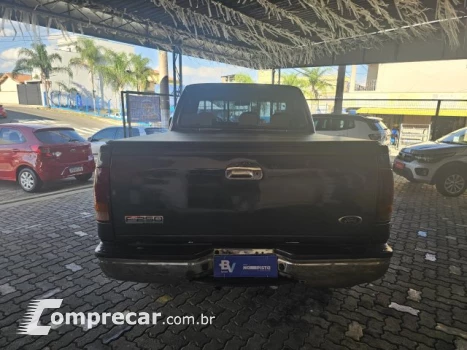 F-250 - 4.2 XLT 4X2 CS TURBO INTERCOOLER 2P MANUAL