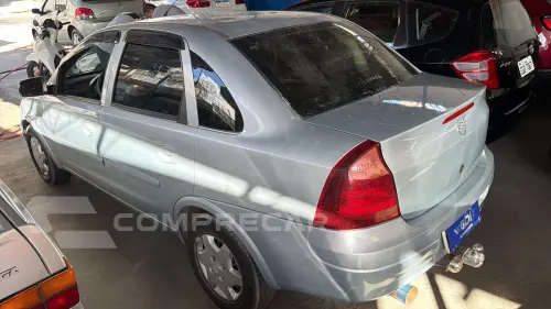 CORSA 1.4 MPFI Premium Sedan 8V