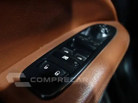 COMPASS - 2.0 16V LONGITUDE AUTOMÁTICO