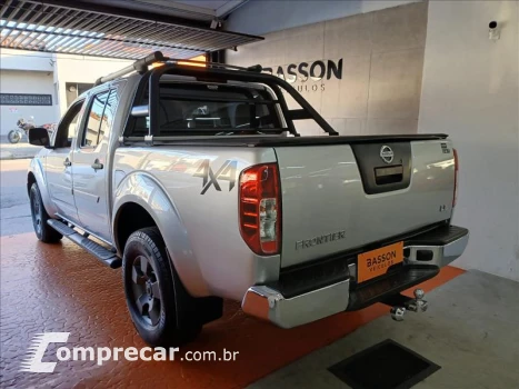 FRONTIER 2.5 LE 4X4 CD Turbo Eletronic