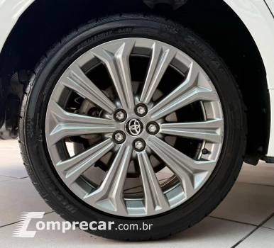 COROLLA 1.8 VVT-I Hybrid Altis