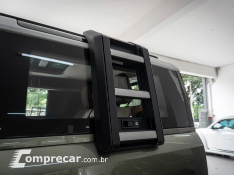 Defender 90 D300 HSE Diesel Aut.( Hibr.)