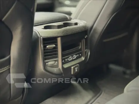 1500 5.7 V8 Limited CD 4X4