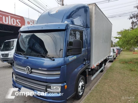 Volkswagen Volkswagen Delivery Express+ 3.0 Prime + Baú 5m 2 portas