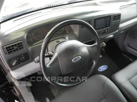 F-250 3.9 XLT 4X2 CS DIESEL 2P MANUAL