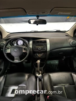 NISSAN LIVINA 1.8 SL X-GEAR 16V