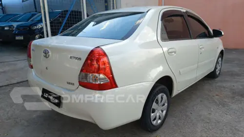 ETIOS 1.5 XS Sedan 16V