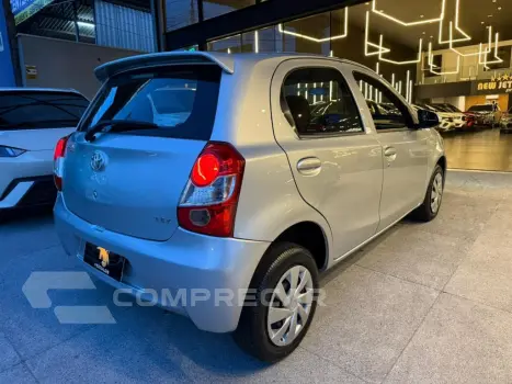 ETIOS 1.3 XS 16V FLEX 4P MANUAL