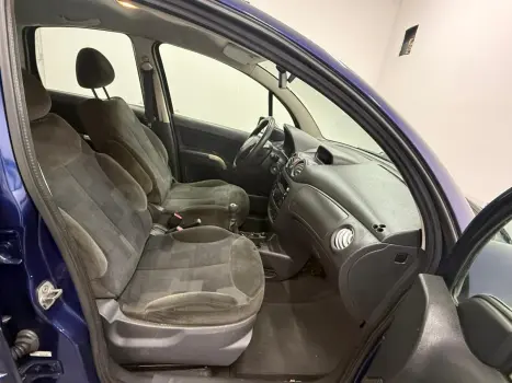 C3 Exclusive 1.4 Flex 8V 5p