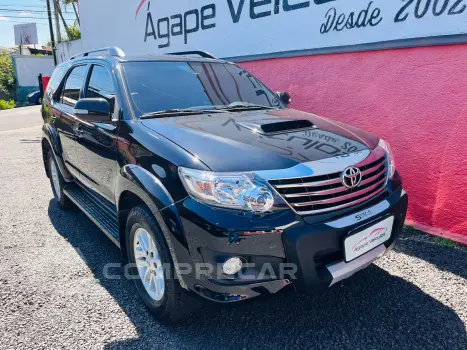 Toyota HILUX SW4 3.0 SRV 4X4 16V Turbo Intercooler 4 portas