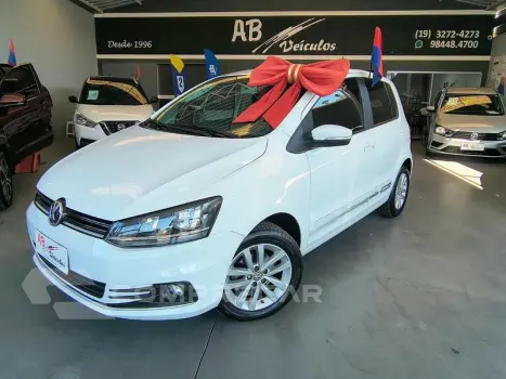 Volkswagen FOX CONNECT MB 4 portas
