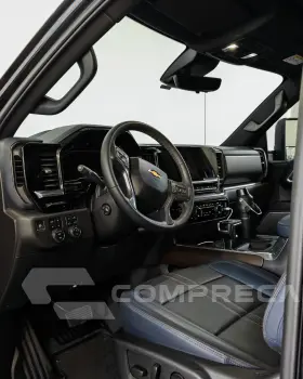 SILVERADO 5.3 V8 1500 High Country 4X4