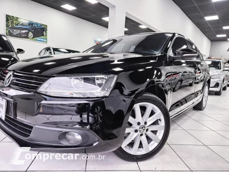 JETTA 2.0 COMFORTLINE FLEX 4P AUT