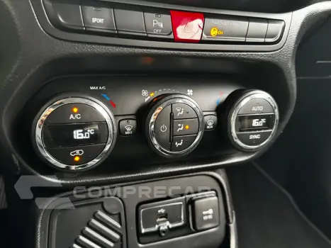 RENEGADE 1.8 16V Longitude