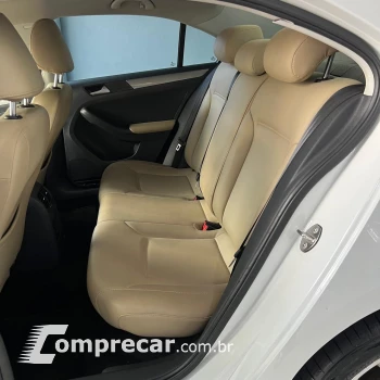 JETTA Comfortline 1.4 TSI 16V 4p Aut.