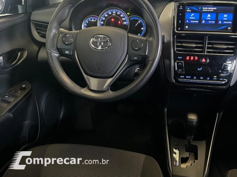 YARIS 1.5 16V FLEX SEDAN XL LIVE MULTIDRIVE