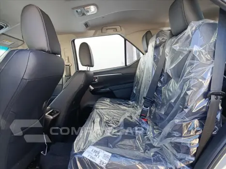 HILUX SW4 2.8 D-4D TURBO DIESEL SRX PLATINUM 7L 4