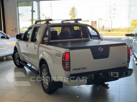 Frontier 2.5 SL 4X4 TURBO DIESEL CABINE DUPLA AUTOMÁTICO