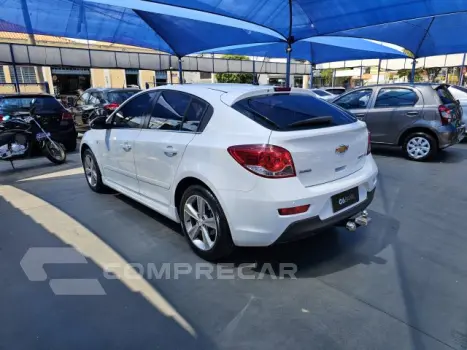 CRUZE HATCH - 1.8 LT SPORT6 16V 4P AUTOMÁTICO