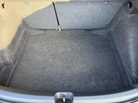 Nivus Highline 1.0 200 TSI Flex Aut.