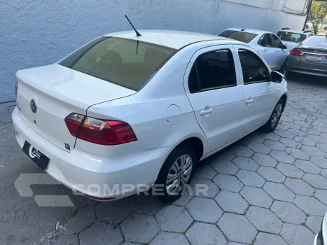 VOYAGE 1.0 MI TRENDLINE 8V FLEX 4P MANUAL