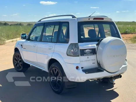 PAJERO TR4 2.0 4X4 16V 140CV FLEX 4P AUTOMÁTICO