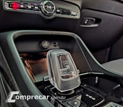 XC40 2.0 T4 Geartronic