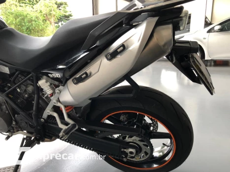 SUPERMOTO 990 T