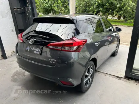 YARIS XLS Connect 1.5 Flex 16V 5p Aut.