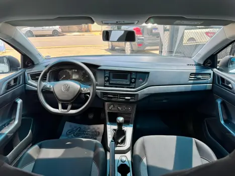 Polo Hatch 1.0 4P MPI TRACK