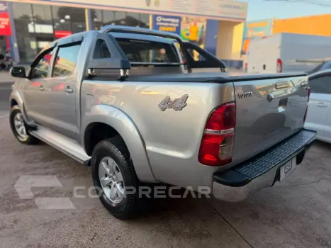 Hilux CD SRV 4x4 2.7 Flex 16V Aut.