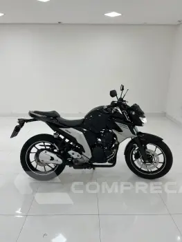 FZ25 - FAZER