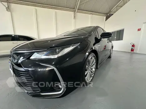 COROLLA 1.8 VVT-I Hybrid Altis