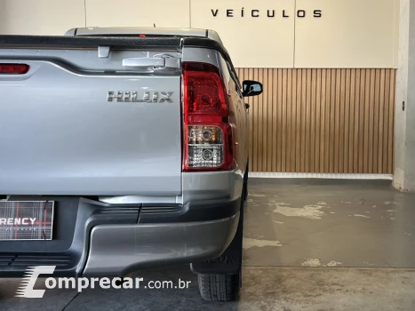 HILUX 2.8 D-4D TURBO DIESEL CS 4X4 MANUAL