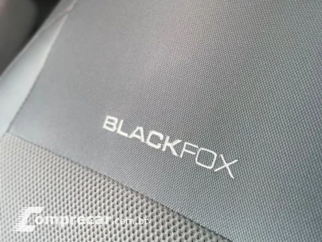Volkswagen FOX - 1.0 MI BLACKFOX 8V 4P MANUAL 4 portas