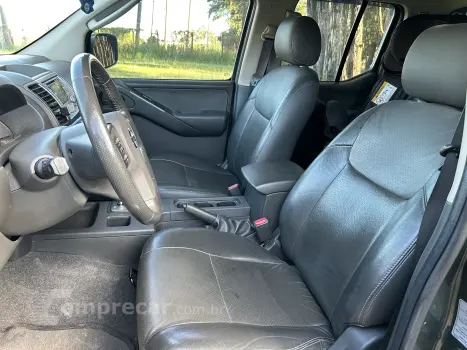 FRONTIER 2.5 LE Attack 4X4 CD Turbo Eletronic