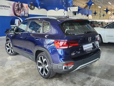 Volkswagen TAOS 1.4 250 TSI TOTAL FLEX HIGHLINE AUTOMÁTICO 2 portas