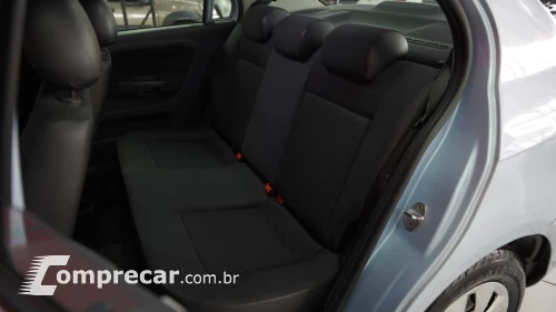 VOYAGE 1.6 C 8V