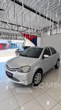 ETIOS SEDAN - 1.5 XS