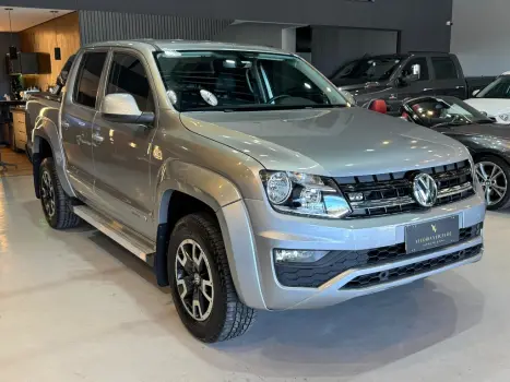 AMAROK 3.0 V6 TDI DIESEL COMFORTLINE CD 4MOTION AUTOMÁTICO