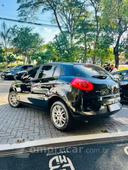 Bravo ESSENCE Dualogic 1.8 Flex 16V 5p