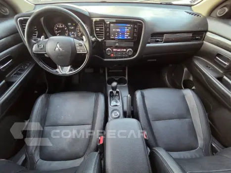 OUTLANDER 3.0/ GT 3.0 V6 Aut.