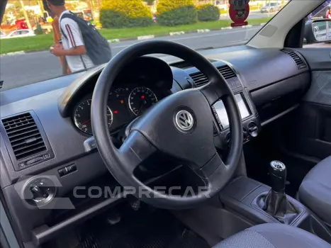 POLO SEDAN 1.6 MI 8V