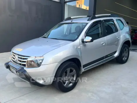 Renault DUSTER Dynamique 2.0 Flex 16V Aut. 4 portas