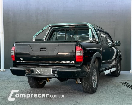 S10 2.4 MPFI Rodeio 4X2 CD 8V