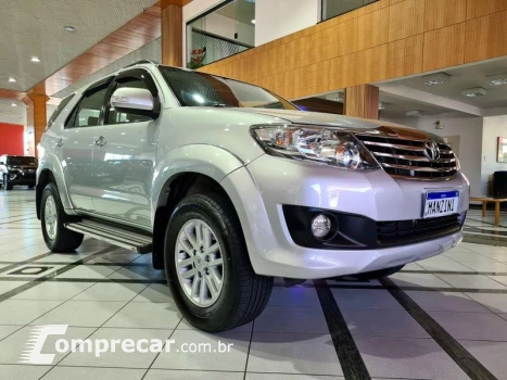 HILUX SW4 SR 4X2 2.7 AUTOM GG